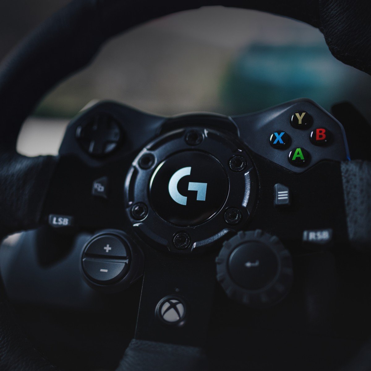 LOGITECH G923 Wheel and pedals set wired for PC Microsoft Xbox One
