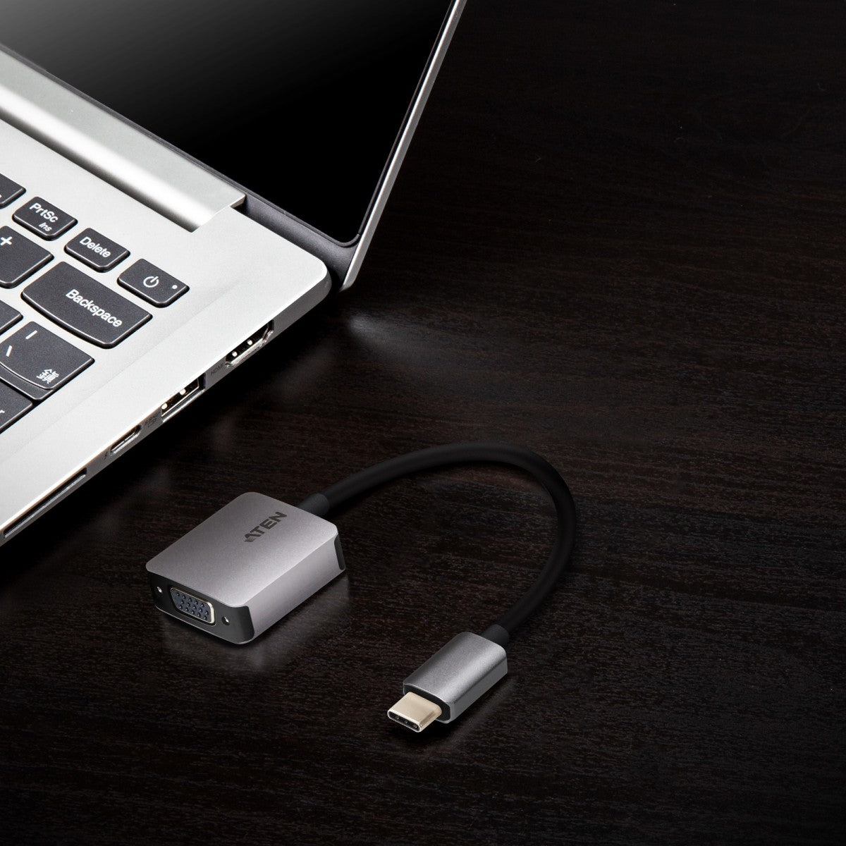 ATEN UC3002A-AT câble vidéo et adaptateur USB Type-C VGA (D-Sub) Noir, Argent