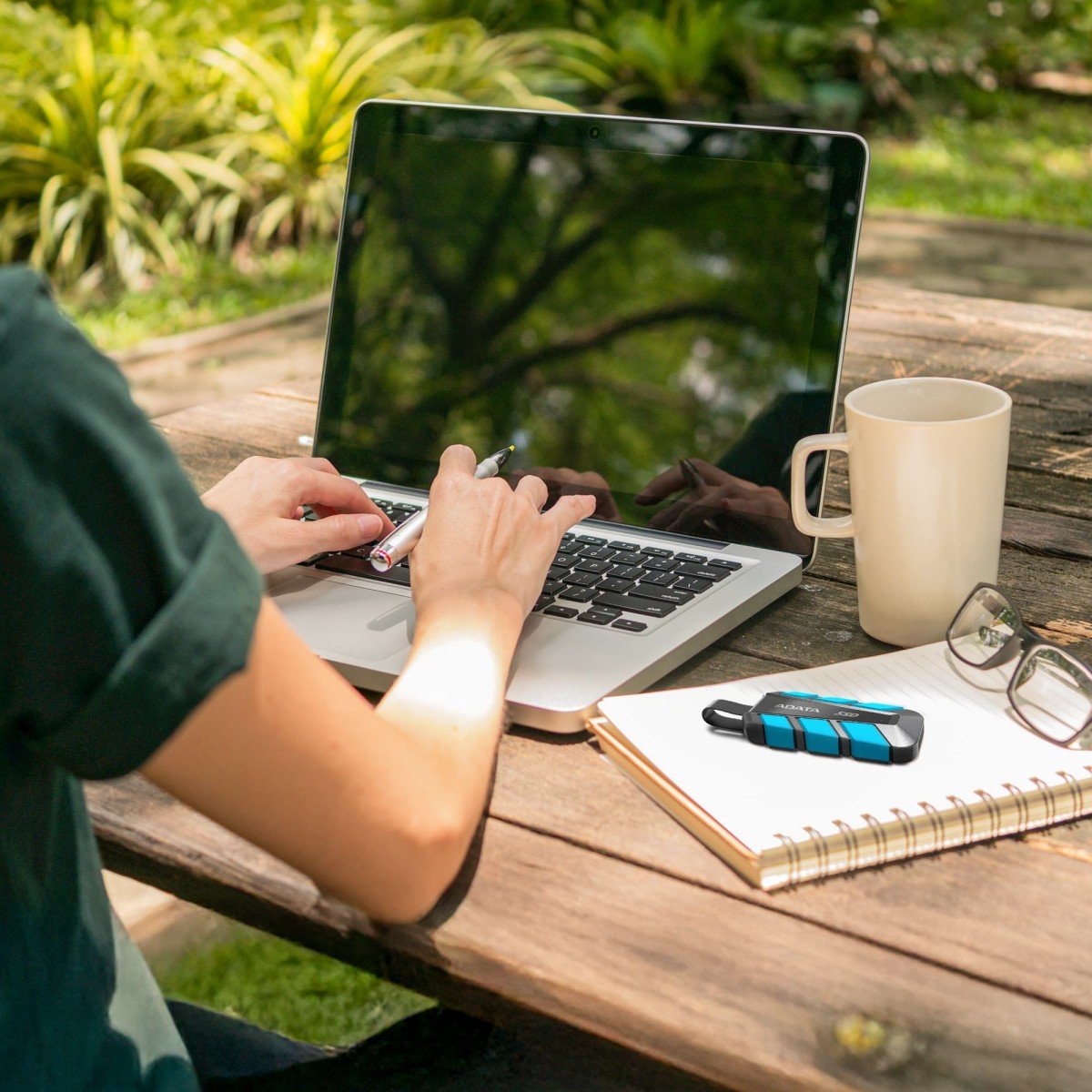 ADATA SC740 1 To USB Type-C 3.2 Gen 2 (3.1 Gen 2) Noir, Bleu