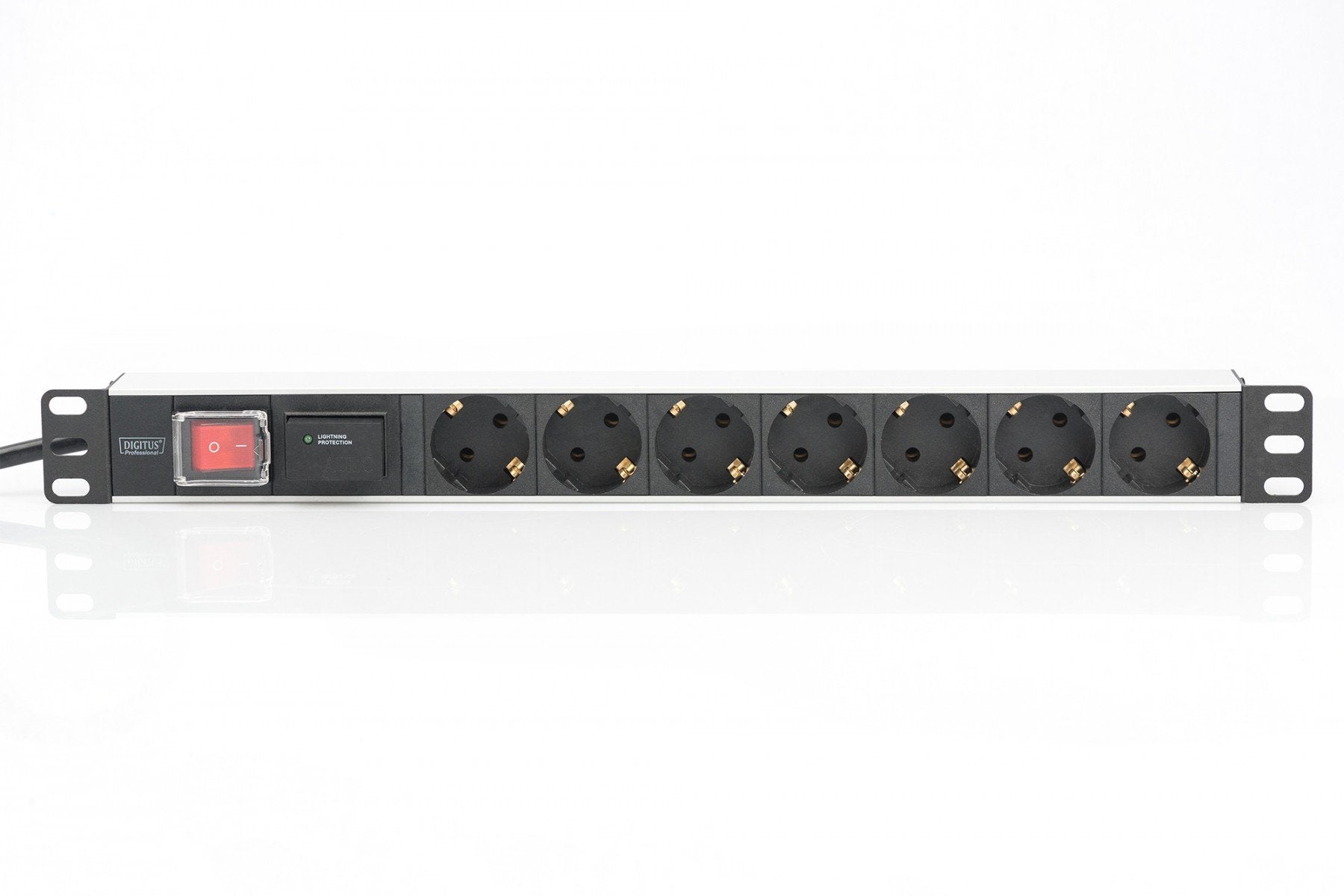 Digitus Bloc multiprise avec profilé en aluminium et interrupteur, prise électrique a contact de protection avec 7 sorties, câble d’alimentation de 2