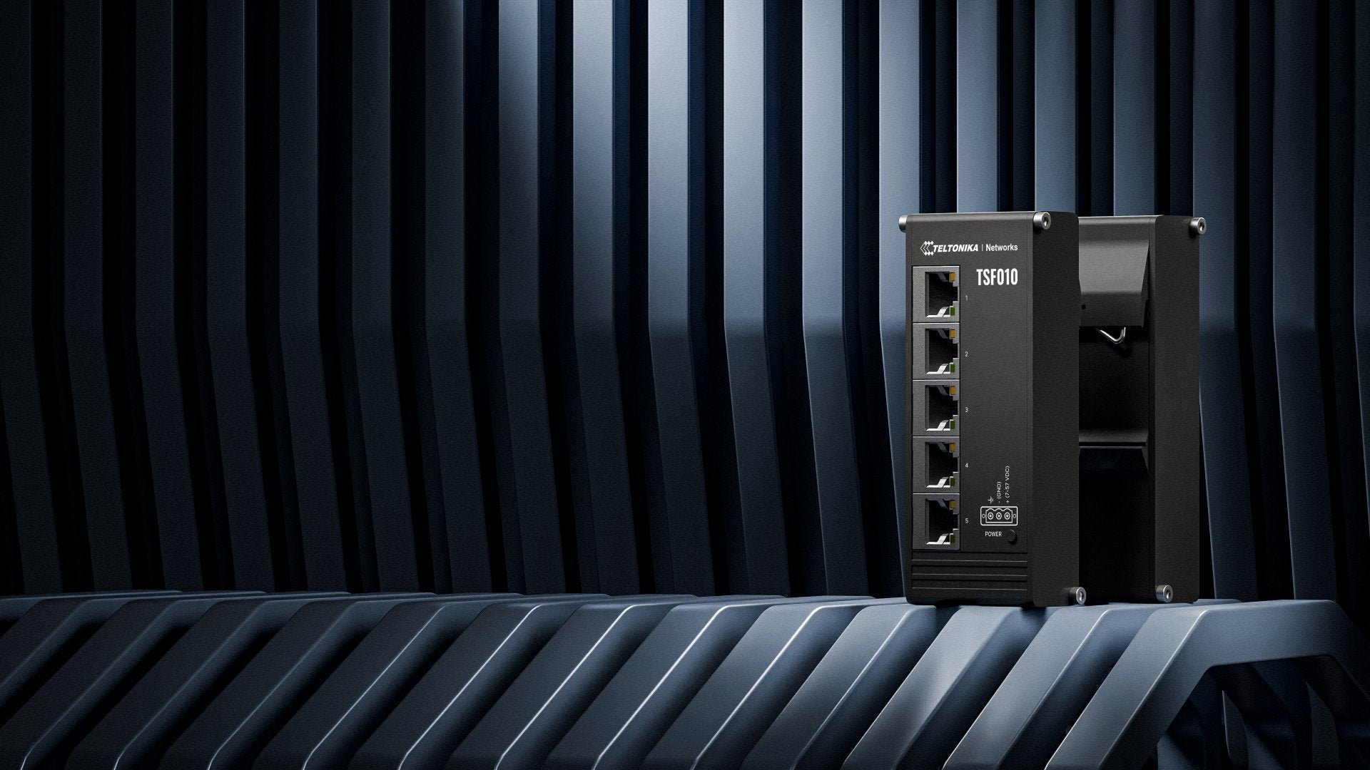 TELTONIKA NETWORKS TSF010 Flat compact Ethernet switch