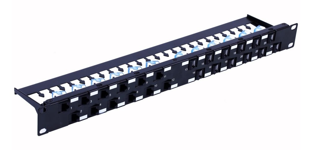 Techly I-PP 24-RU-C6ATSL Panneau de brassage 24x Keystone RJ45 Cat6a UTP, 1U, ports inclinés