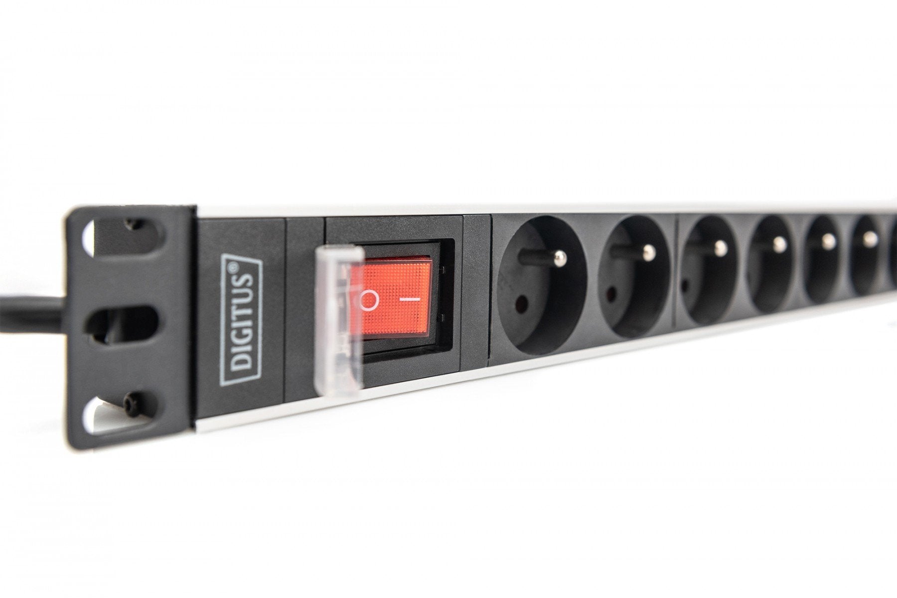 Digitus DN-95402-1-FR unité de distribution d'énergie 8 sortie(s) CA 1U