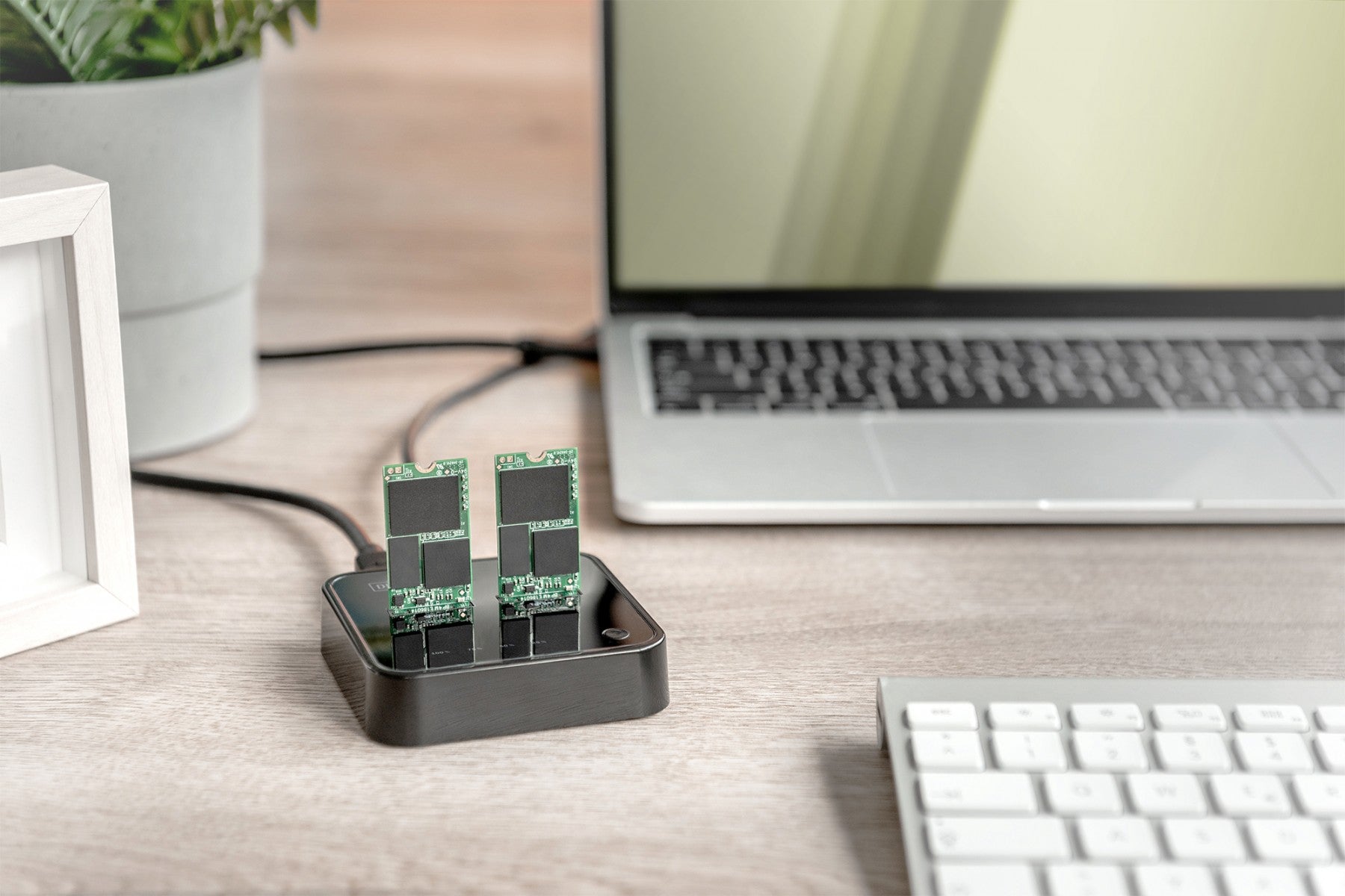 Digitus DA-71545 station d'accueil Avec fil USB 3.2 Gen 2 (3.1 Gen 2) Type-C Noir