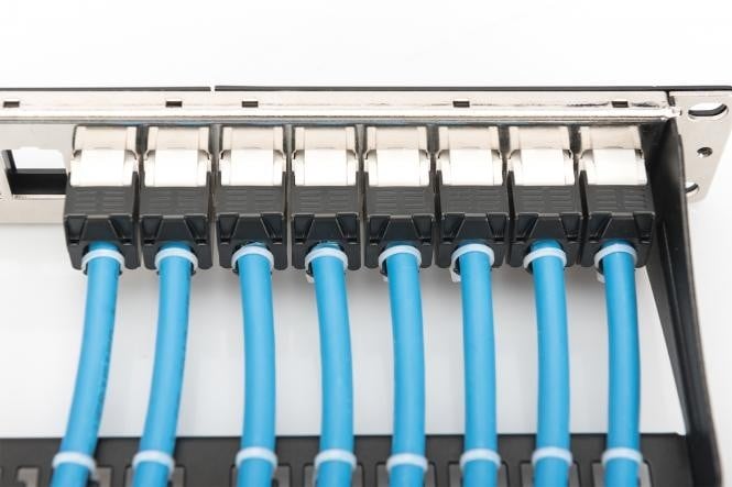 Digitus DK-1614-A-VH-1 câble de réseau Bleu Cat6a U/UTP (UTP)