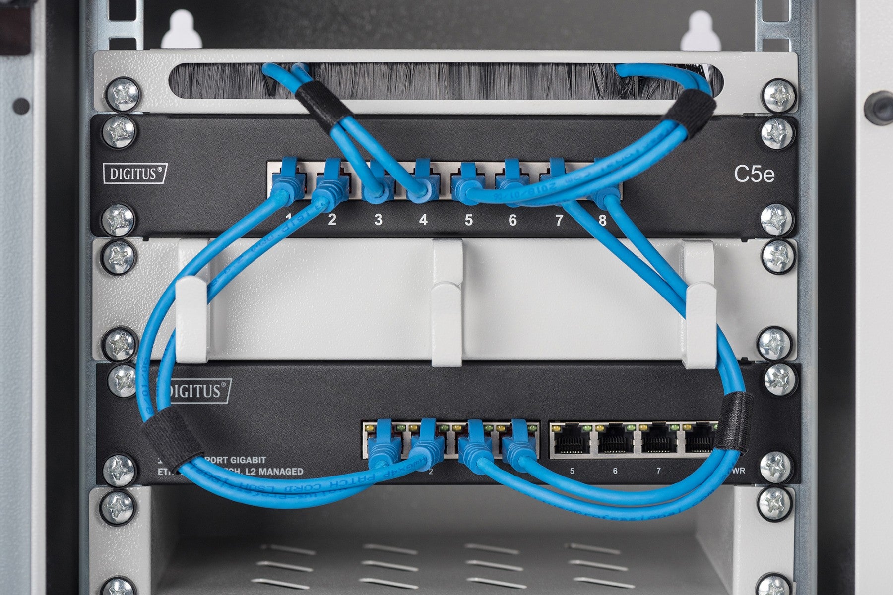 Digitus DN-80117 commutateur réseau L2+ Gigabit Ethernet (10/100/1000) Noir