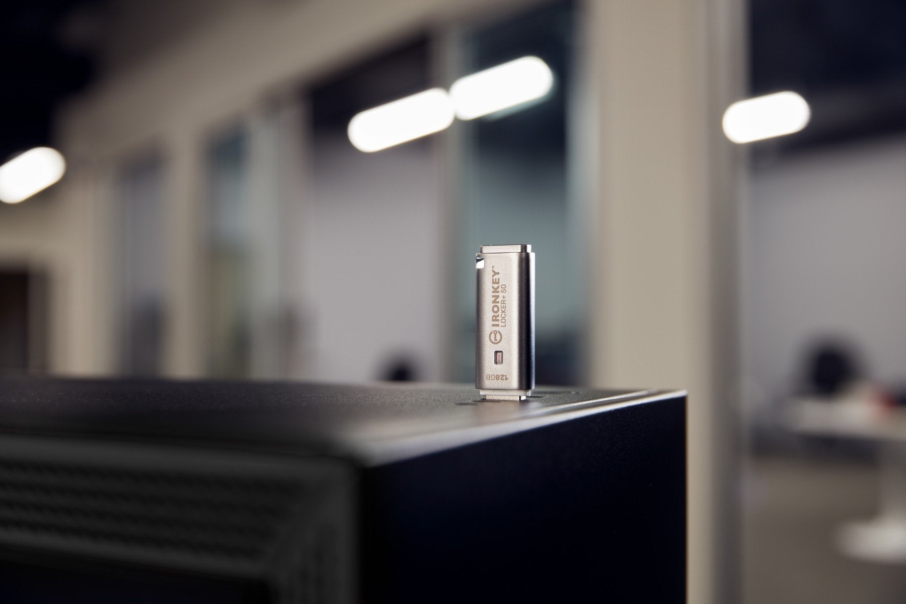 KINGSTON 128Go IKLP50 AES USB w/256bit Encryption