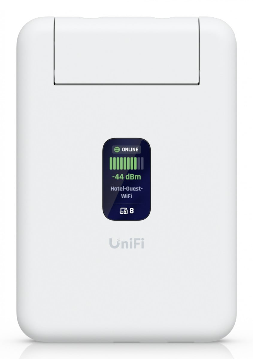 An ultra-slim travel router that instant