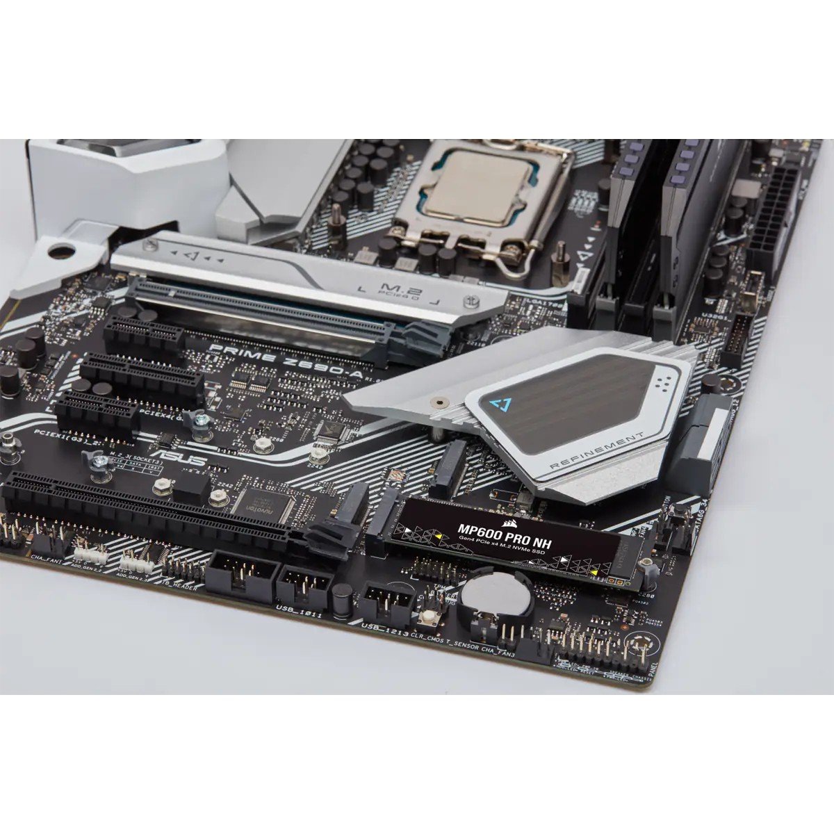 Corsair MP600 PRO NH 4 To M.2 PCI Express 4.0 NVMe 3D TLC NAND
