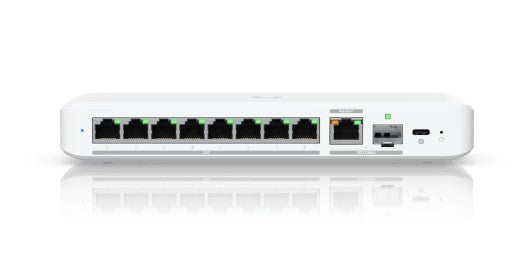 Flexible 8-port 2.5G switch with a 10G
