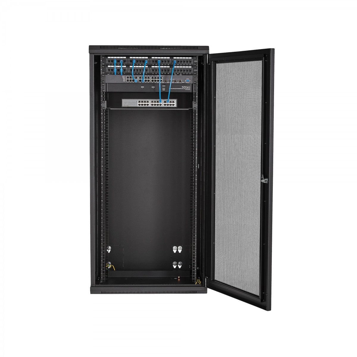 Cabinet - Wallmount w/Hinge 18U