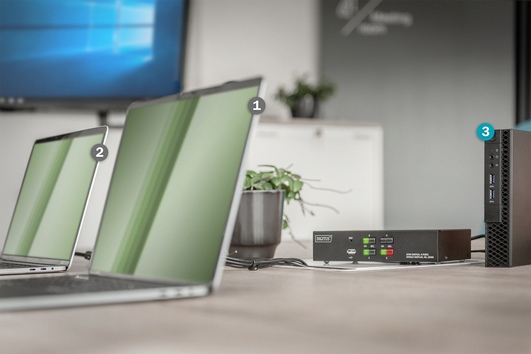 Digitus DS-12880 commutateur écran, clavier et souris Noir