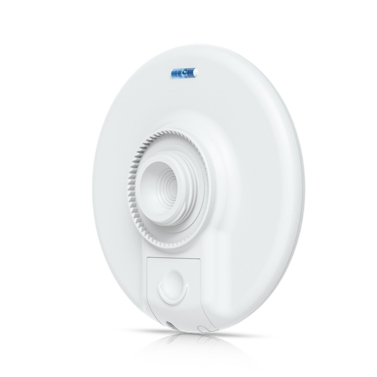 5 GHz wireless bridge with PoE output th
