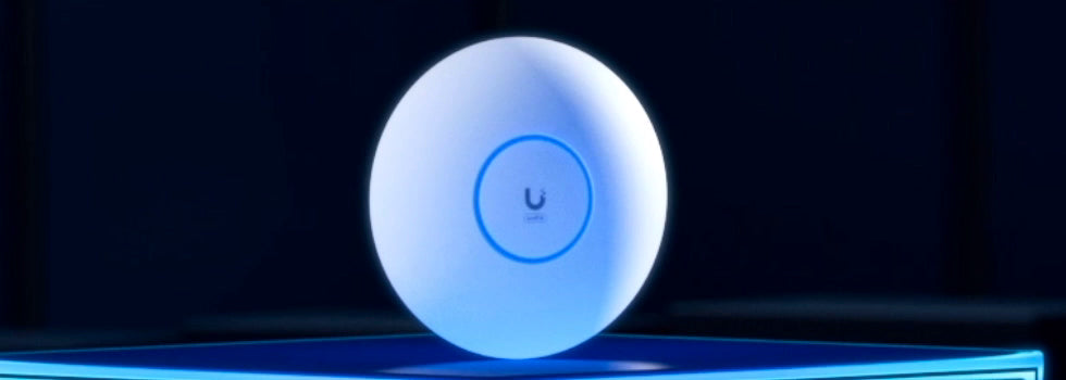 Ubiquiti Networks UAP-AC-PRO point d'acces réseaux locaux sans fil 1300 Mbit/s Blanc Connexion Ethernet, supportant l'alimentation via ce port (PoE)