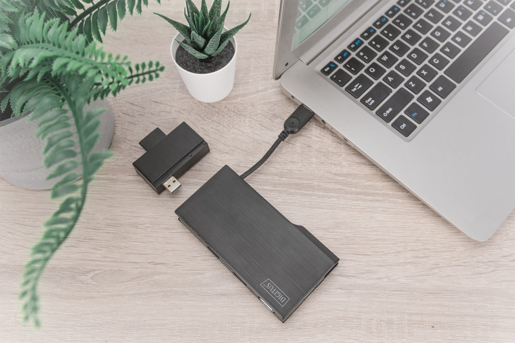 Digitus DA-70894 station d'accueil Avec fil USB 3.2 Gen 1 (3.1 Gen 1) Type-A Noir