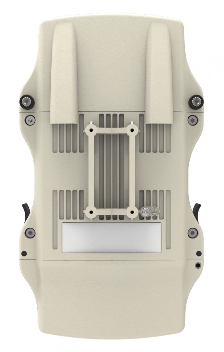Mikrotik NetMetal 5 Connexion Ethernet, supportant l'alimentation via ce port (PoE)