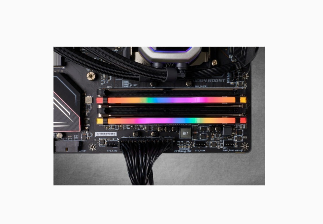 Corsair Vengeance RGB Pro module de mémoire 32 Go 2 x 16 Go DDR4 288-pin DIMM