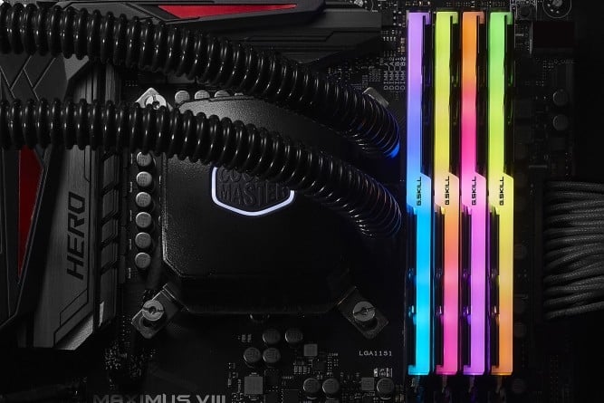 G.Skill Trident Z RGB F4-3200C16Q-64GTZR module de mémoire 64 Go 4 x 16 Go DDR4