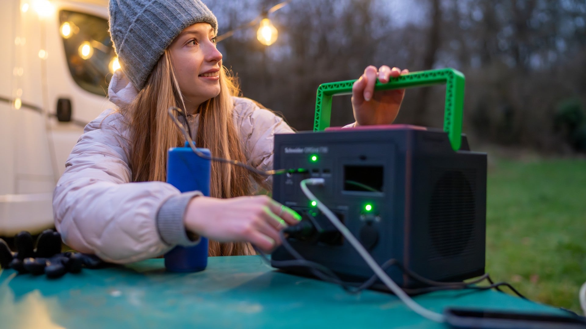 APC Schneider OffGrid Portable Power Station 500 517Wh Lithium-ion 2 Schuko Sinewave
