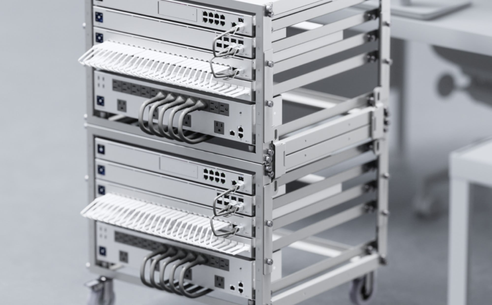 UACC-Rack-Stacking-Kit