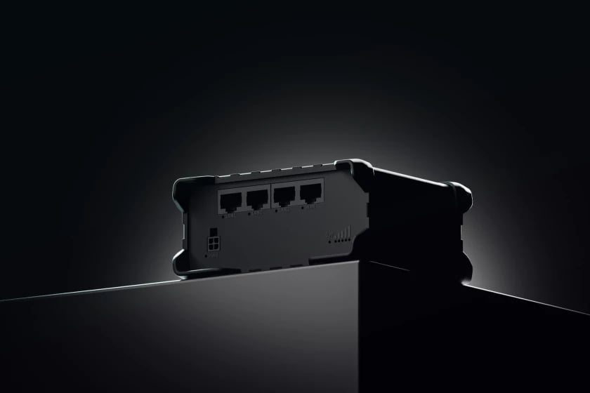 TELTONIKA NETWORKS RUT901 DUAL SIM 4G/LTE/3G WiFi router