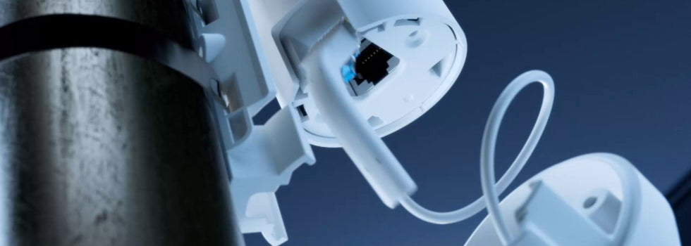 Ubiquiti Networks U6-Mesh 4800 Mbit/s Blanc Connexion Ethernet, supportant l'alimentation via ce port (PoE)