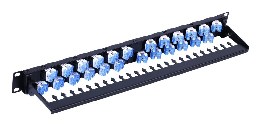 Techly I-PP 24-RU-C6ATSL Panneau de brassage 24x Keystone RJ45 Cat6a UTP, 1U, ports inclinés