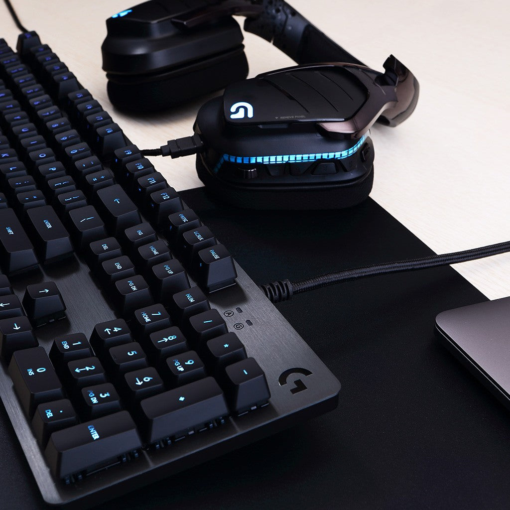 Logitech G 920-009370 clavier Gaming USB QWERTY US International Charbon