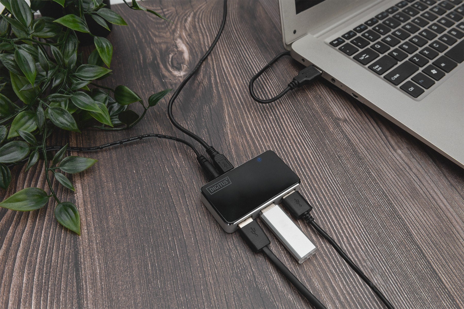 Digitus DA-70220 hub & concentrateur USB 2.0 Mini-B 480 Mbit/s Noir, Argent