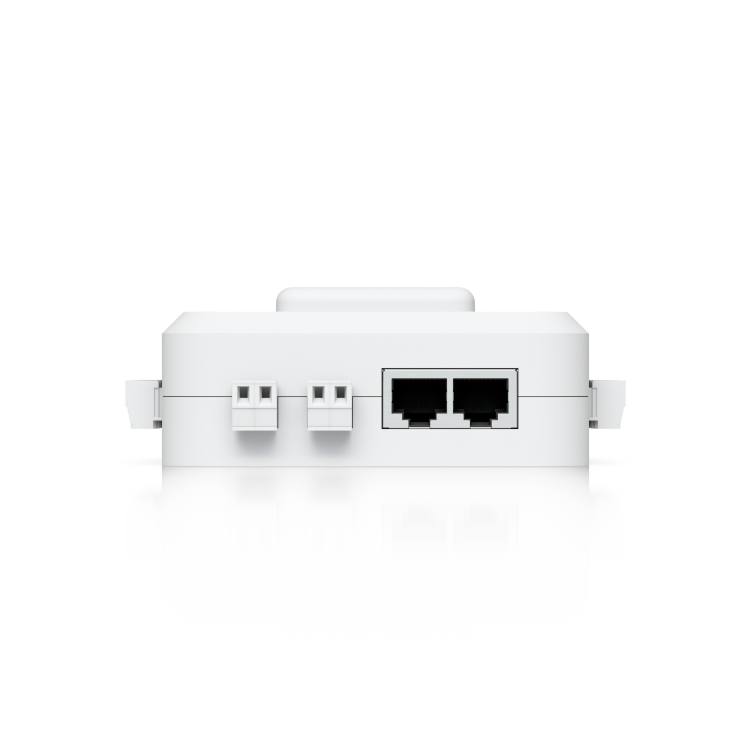 DC-powered hub that supports Wiegand and