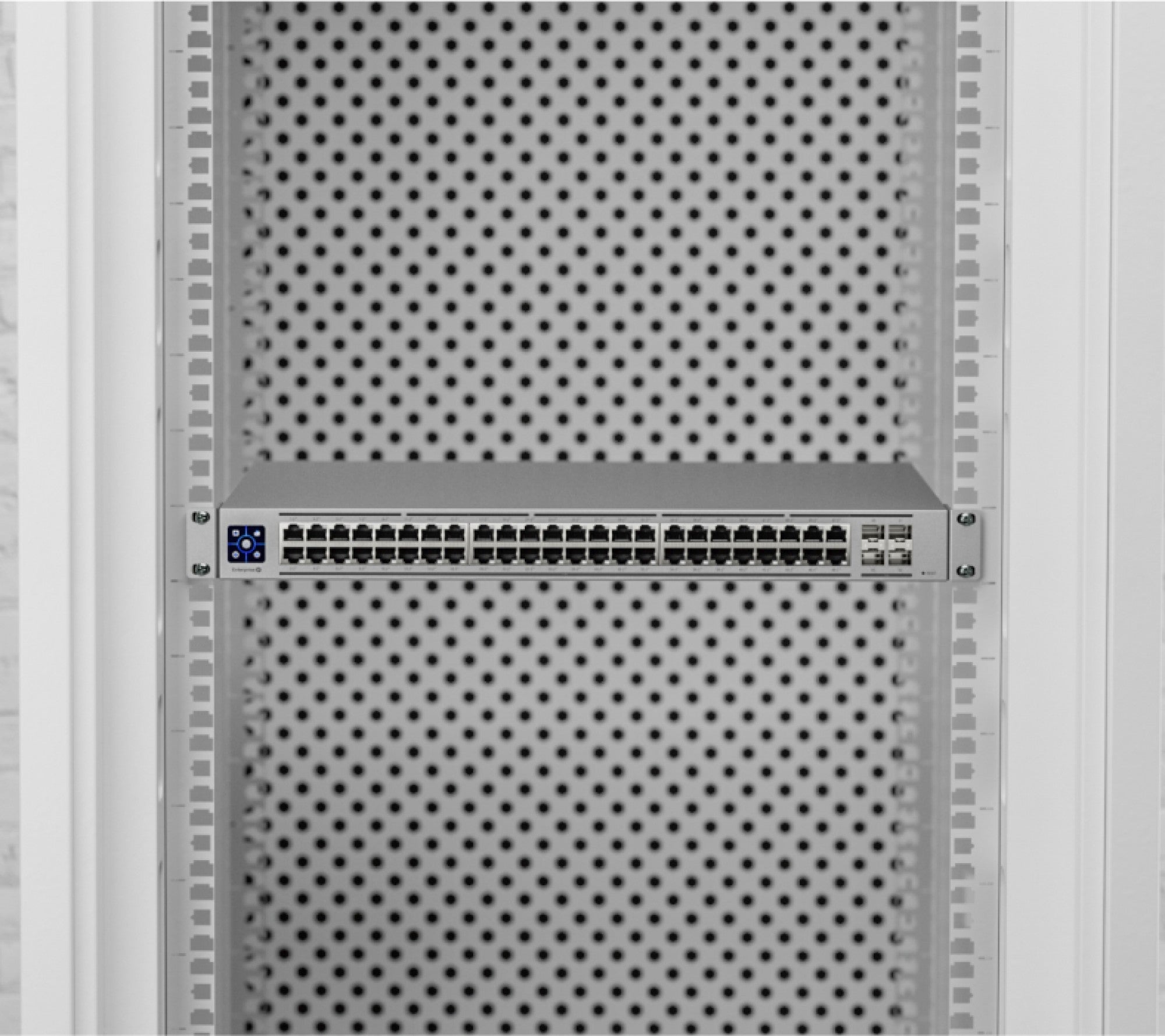 UniFi 48 port 2.5GbE POE switch with SFP