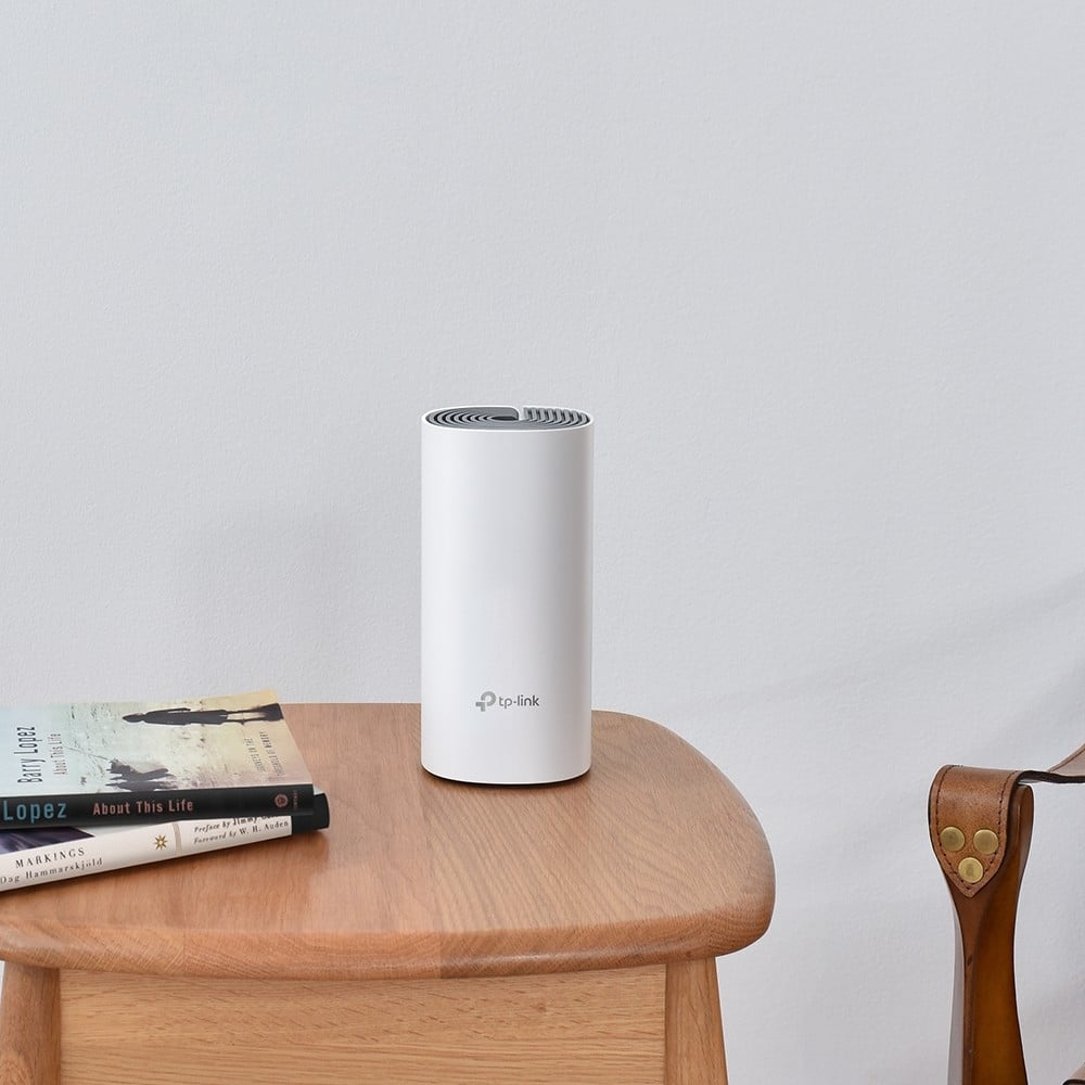 TP-LINK AC1200 Whole-Home Mesh Wi-Fi System Qualcomm CPU 867Mops at 5GHz+300Mops at 2.4GHz 2 10/100Mops Ports 2 internal antennas
