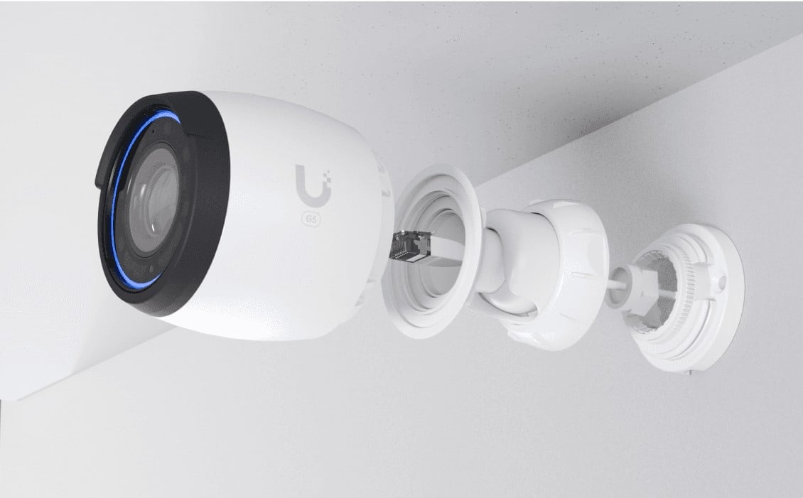 Next-gen 4K PoE camera with 3x optical z