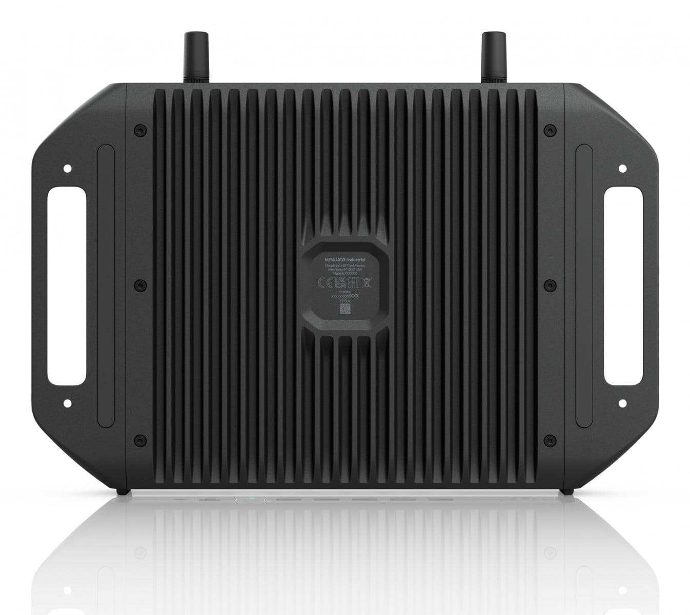 Ubiquiti UCG-Industrial entrée et régulateur 1000, 2500, 10000 Mbit/s