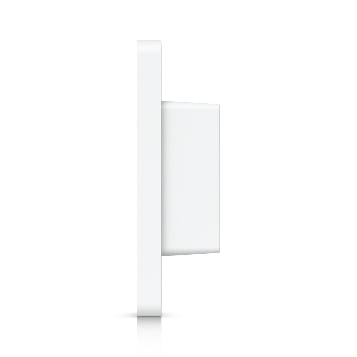 Access reader with a built-in hub for en