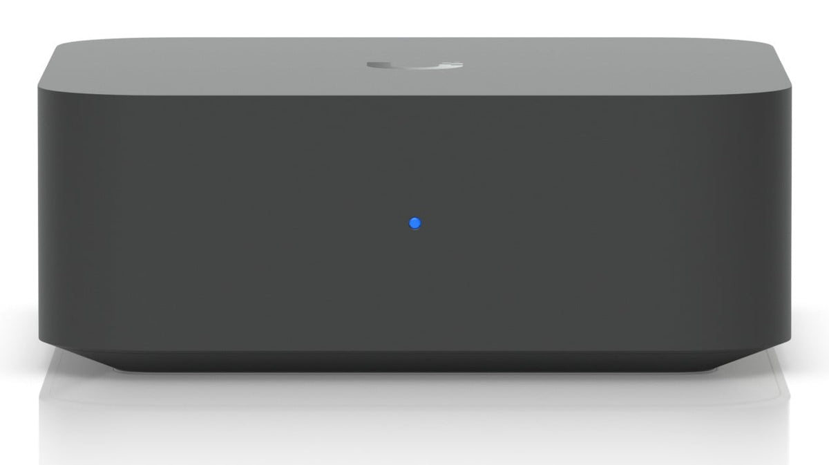 A digital streamer with an ultra-compact