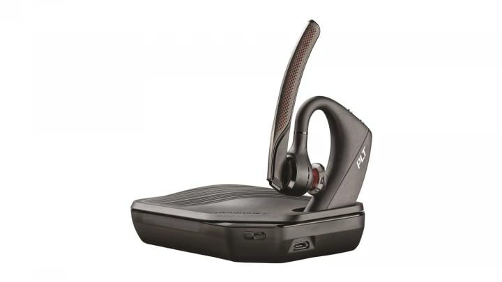 POLY Voyager 5200 USB-A Bluetooth Headset +BT700 dongle