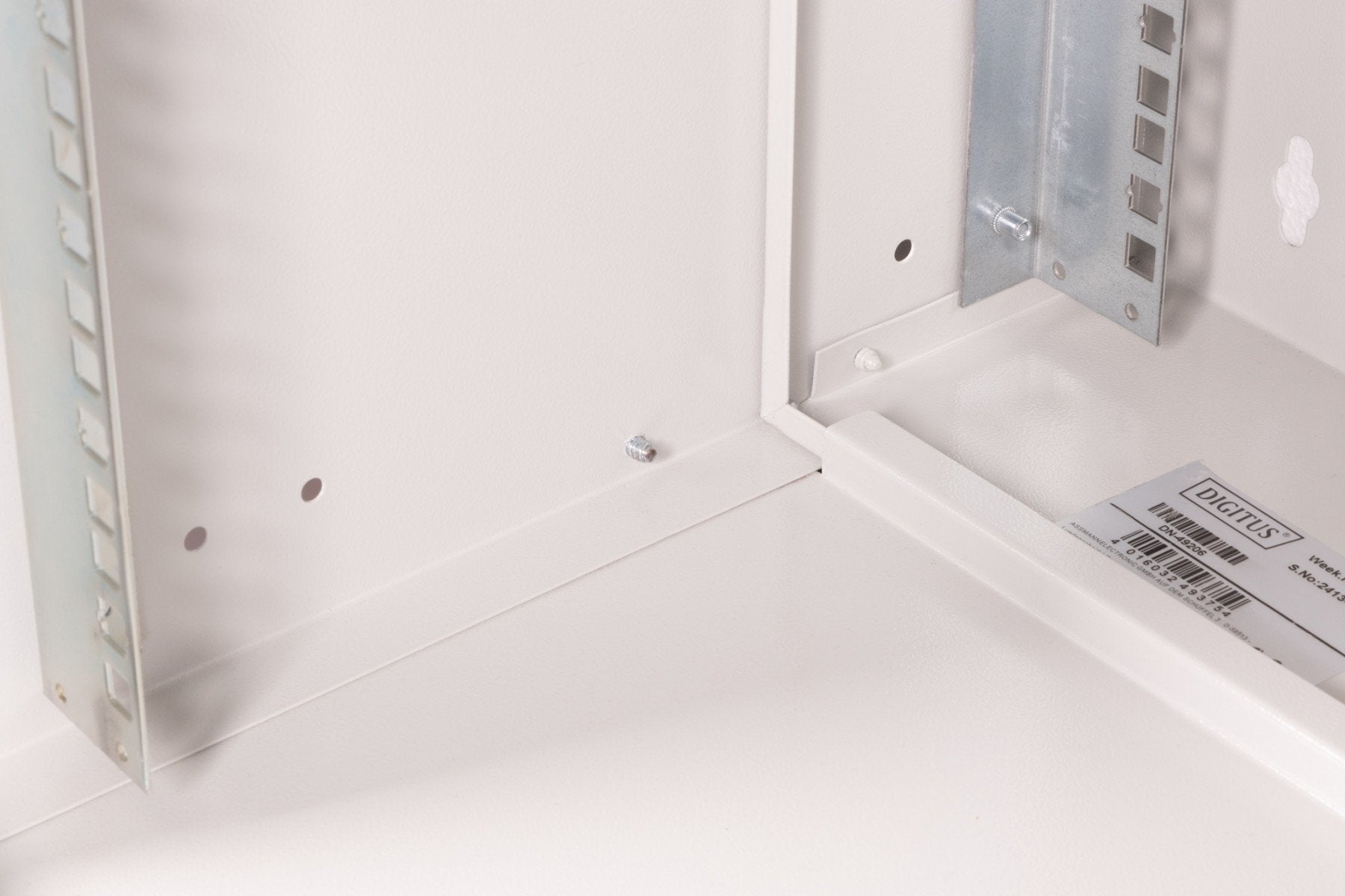 "Armoire réseau murale 19"" 12U, SOHO PRO 595 x 540 x 400 mm, porte perforée, grise, non assemblée, 60 kg"