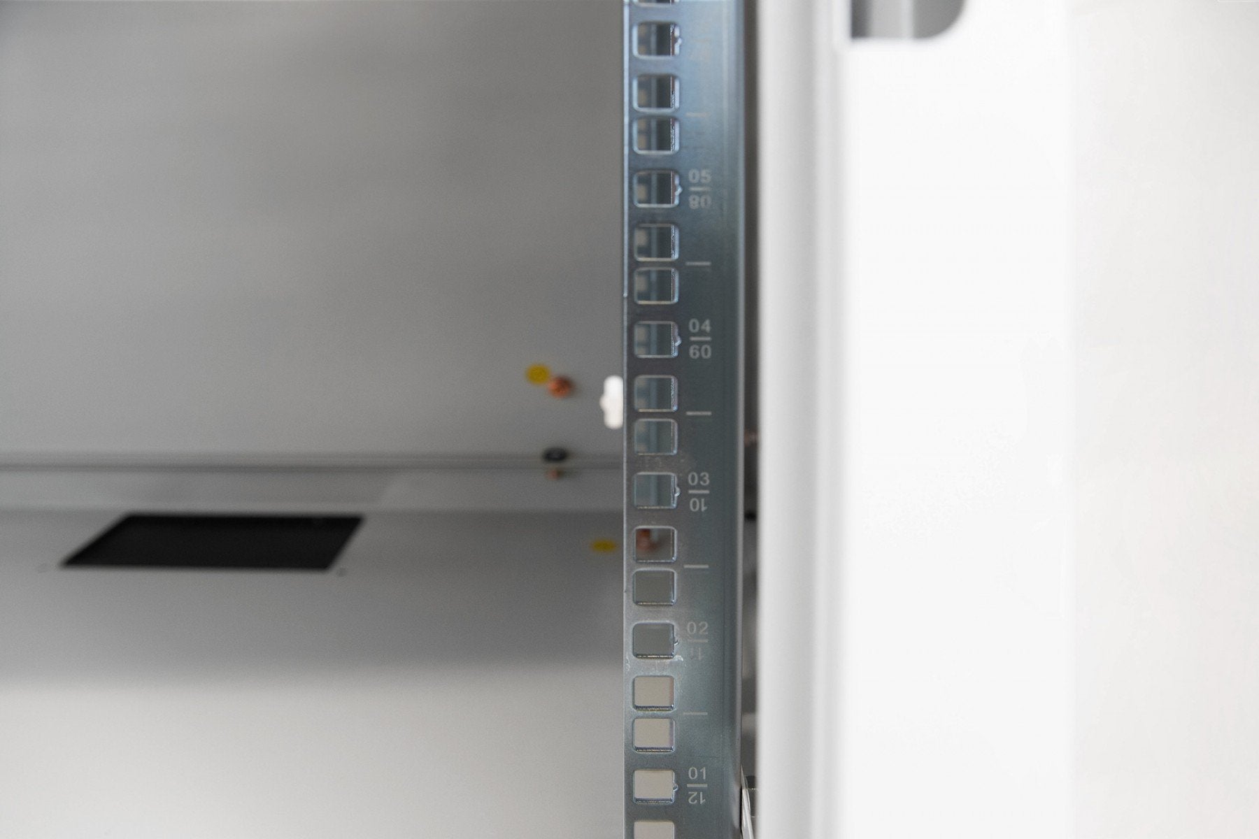 Digitus DN-19 09-U étagere 9U Rack monté sur le mur Gris