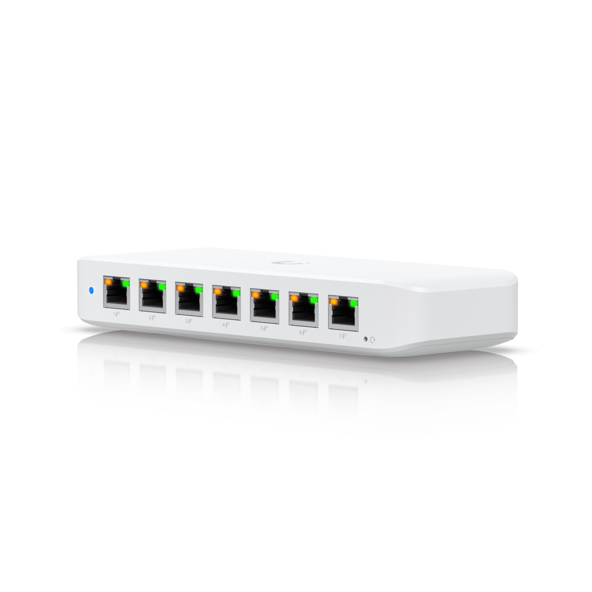 UniFi 8 port GbE PoE+Switch powered by