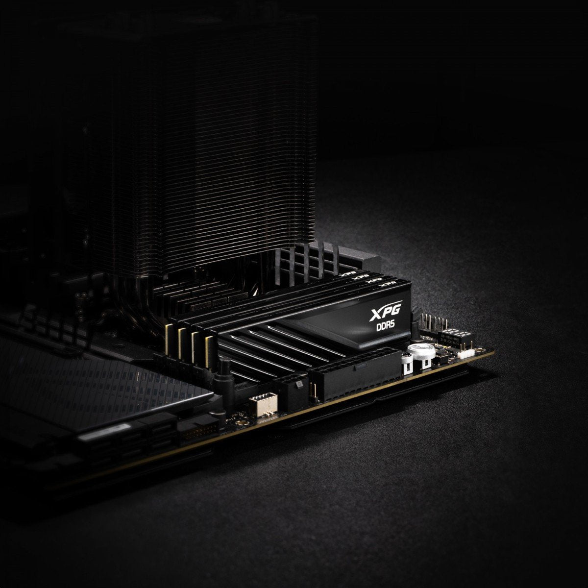 XPG LANCER BLADE module de mémoire 32 Go 2 x 16 Go DDR5 288-pin DIMM