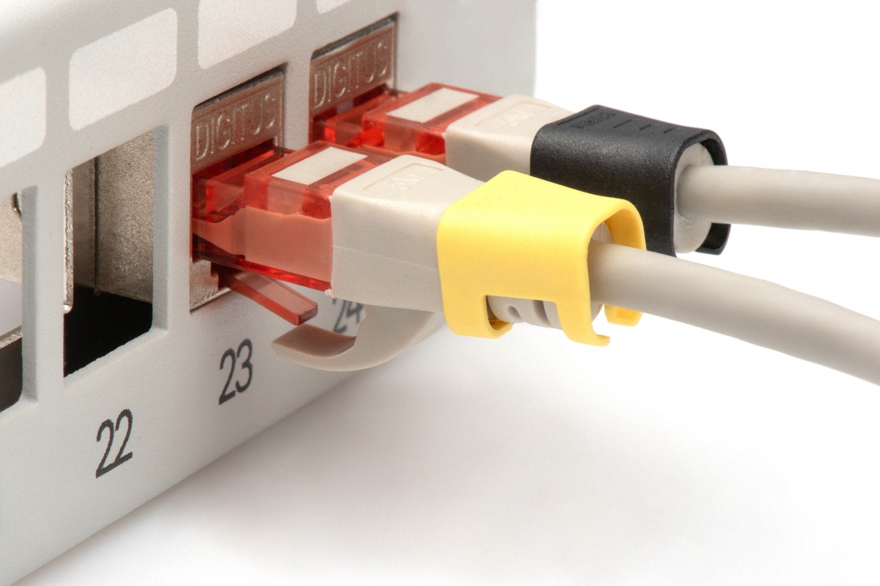 Clip coloré pour fiche RJ45, mélange de couleurs (20 pieces de chaque couleur : vert, rouge, bleu, jaune, noir)