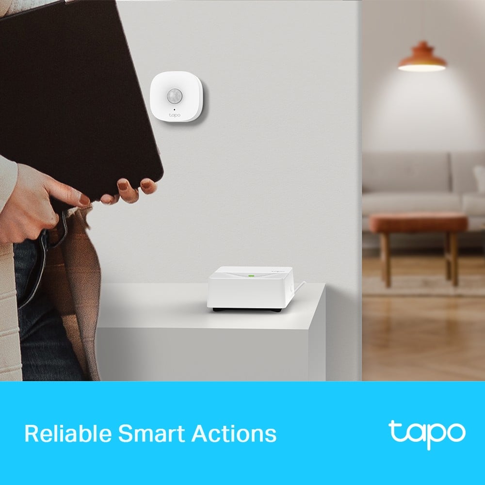TP-LINK Smart Hub 2.4GHz 868MHz 1x Ethernet Port 90dB Adjustable Audio Alarm 19 Ringtones Up to 64 Switches