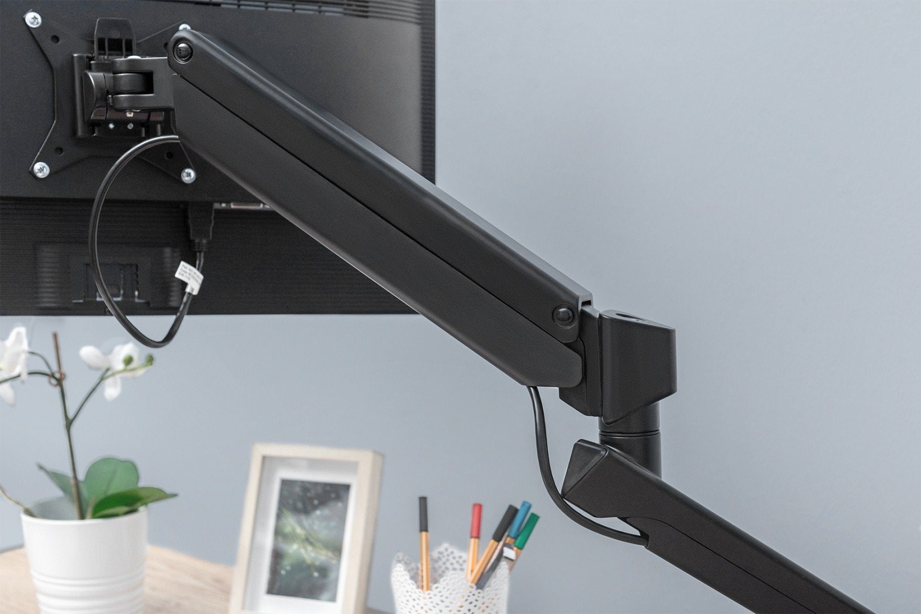 "Digitus DA-90405 support d'écran plat pour bureau 81,3 cm (32"") Noir"