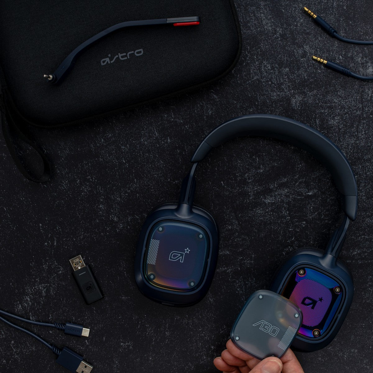 LOGITECH A30 - NAVY/RED - EMEA