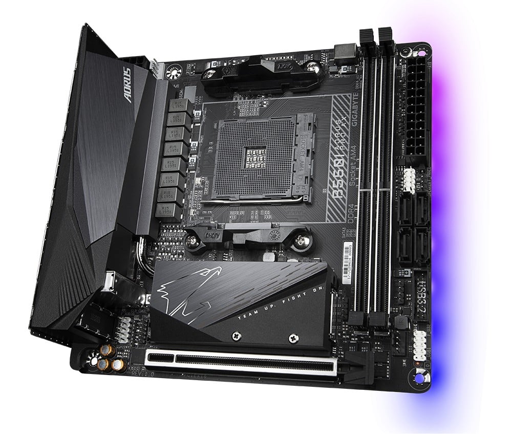GIGABYTE B550I AORUS PRO AX carte mere AMD B550 Emplacement AM4 mini ITX