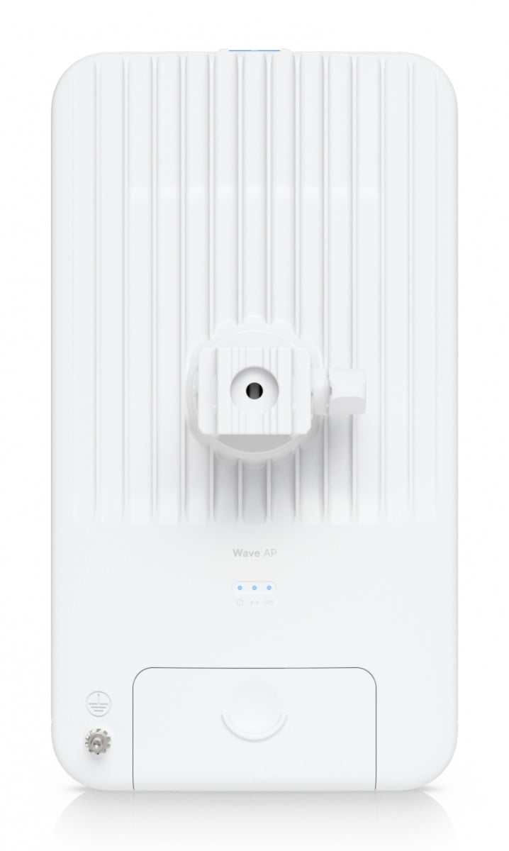 60GHz+5GHz multipoint base station featu