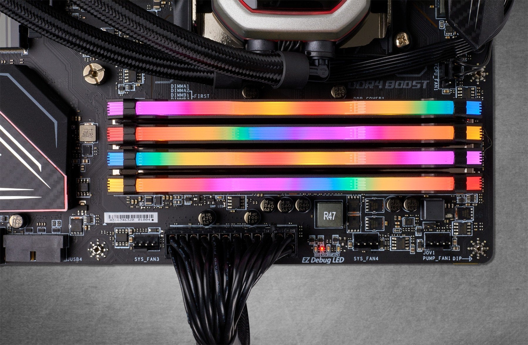 Module de mémoire Corsair Vengeance RGB Pro CMW64GX4M4E3200C16 64 Go 4 x 16 Go DDR4
