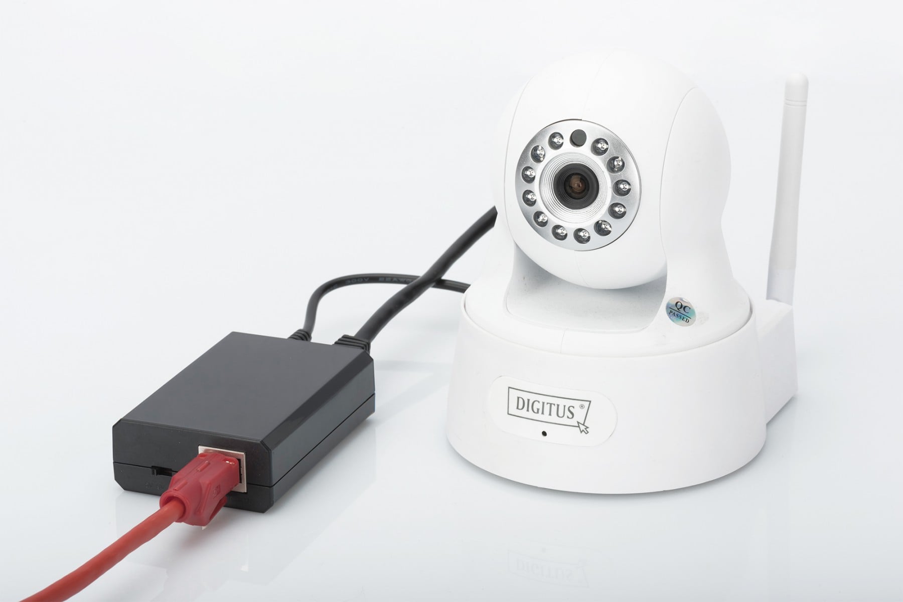 Digitus DN-95204 adaptateur et injecteur PoE Gigabit Ethernet