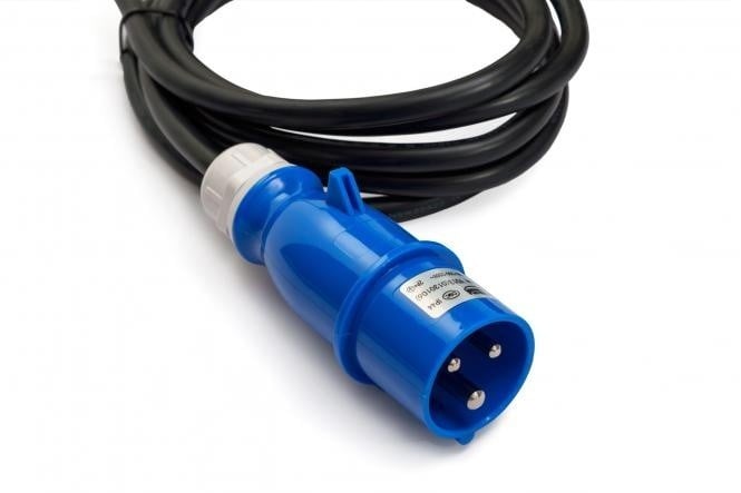 Barre d'alimentation SMART PDU 0U, prise IEC 60309 16A/250V, 18x prises C13 10A/250V, 6x prises C19 16A/250V, 16A